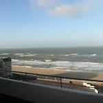 Haus-am-meer-162-wb * Westerland